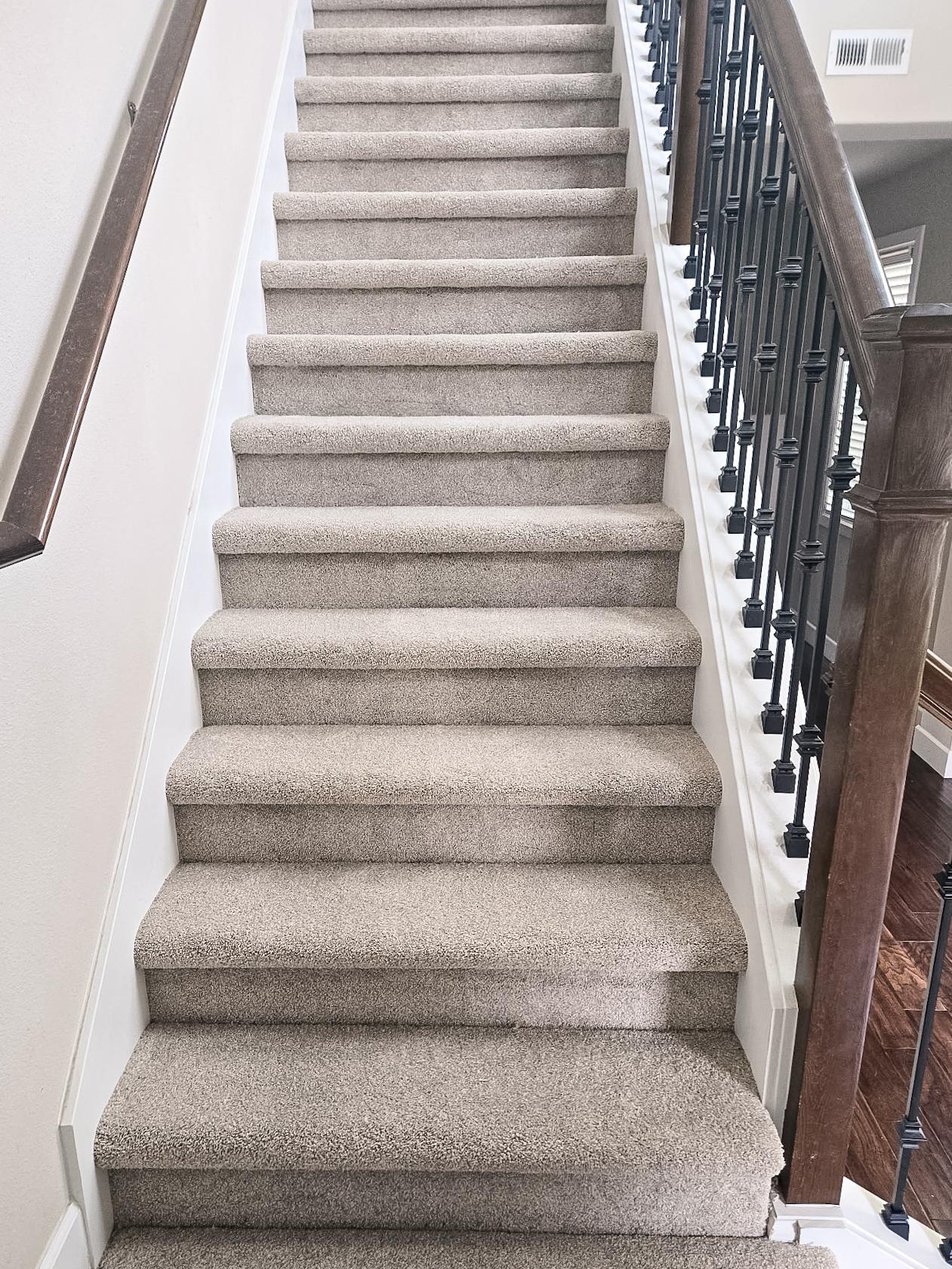 Carpeted staircase installation in Bothell, WA
